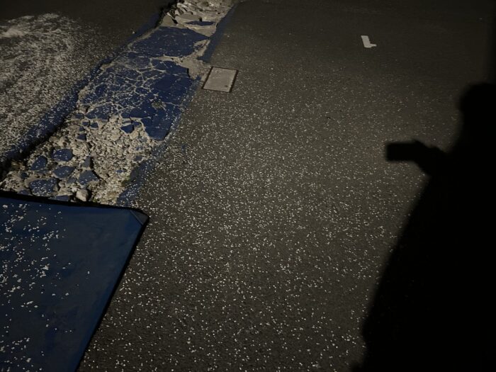 雪ではないか。それでは一体なんでしょうか?