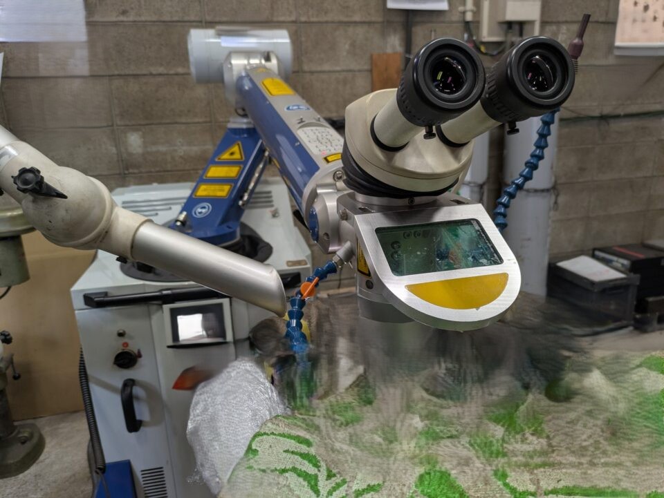 SUS部品の奥深いところをレーザー肉盛溶接（Φ445×345）